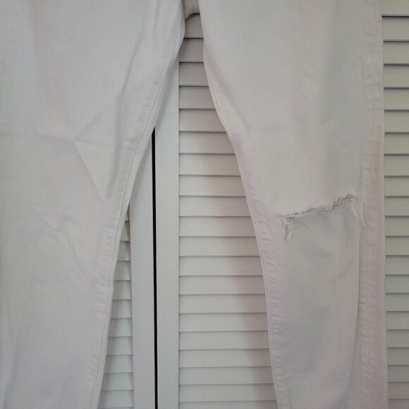 COH Liya High Rise Classic Fit Crop Jean in Distressed Selvedge White - Picture 3 of 16